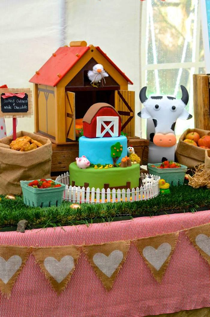 Kara s Party Ideas Farm Barnyard Themed Birthday Party Via Kara S